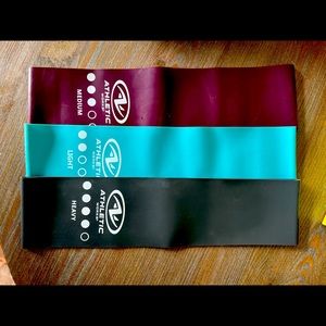 3 Athletic workout bands